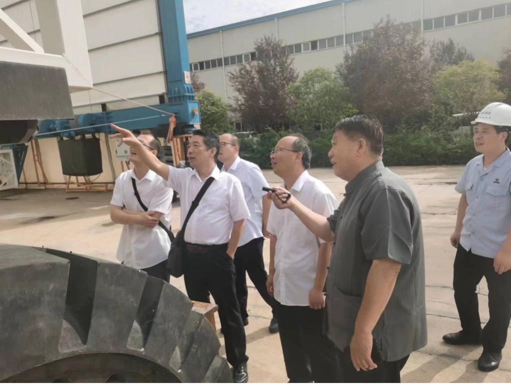 實(shí)地考察增了解 加強交流促合作